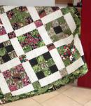 Turn a kiwi ROLLUP into a quilt. Free pattern.